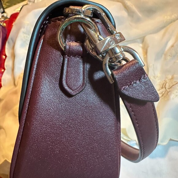 Michael Kors Parker Convertible Pouchette Shoulder Bag in Merlot NWOT - Picture 5 of 7